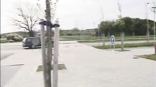 Offentlig Blowjob med Sabina - Dansk Voksen Scene