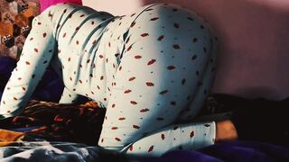 ????I die for you my love your cock is a dear let her see you as a dear