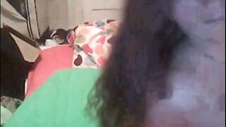 Gorgeous Amateur Shows Off on Webcam