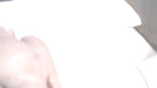 Indonesian Singer Sisk's Amateur Gangbang