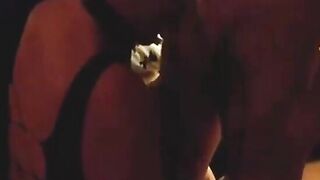 Un mec chaud et excité