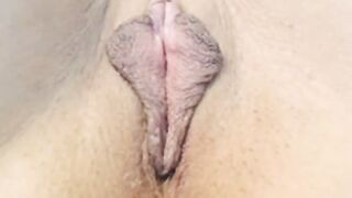 MILF Publicly Fingers Her Pussy on Webcam