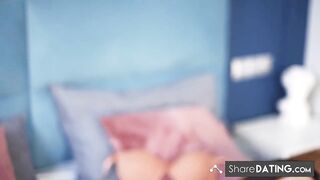 Webcam Teen Babe's Solo Orgasm with Her Sex Toy