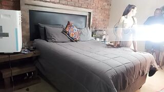 Too hungry y girls and two horny old men