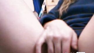 Webcam Girl's Solo Orgasm