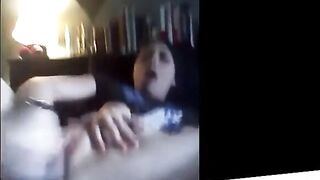 Milf's Solo Vibrator Orgasm