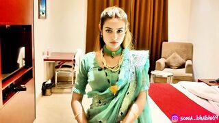 desi indian housewie ne bulaya ghar pe apne frnd ko aur jamke chudwaya full hindi audio.