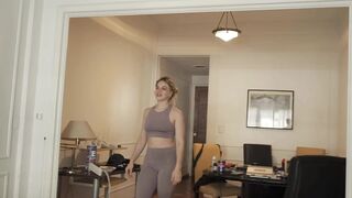 My Friend Brags About His Fortune to Me, but His Girlfriend Only Wants My Cock