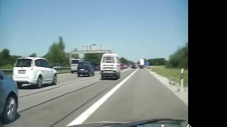 Autofahrt Blowjob - German Amateur im Auto Geblasen