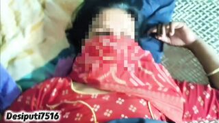 Desi village bhabhi ki desi chudai with Hindi audio xx video