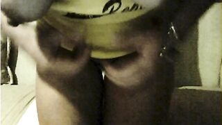 Chica mexicana se masturba en la webcam