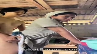 Ibu Tiri Dan Anak Tiri Main Didapur Part 2