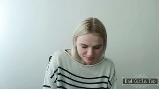 Cute amateur webcam skinny blonde teen babe