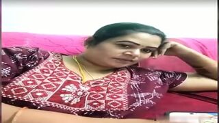 Hottest Tamil Bautyful Wife With Sexy Nighty Clear Audio - Raissa Conte