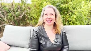 JacquieEtMichelTV - Jeny Wolf - 47 years old, a self-confessed foodie!