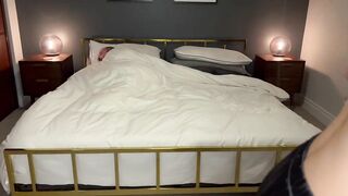 Hotgirl Cheats on Husband, Secret Blowjob and Creampie