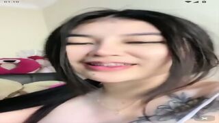 Xiexie Makin Cantik Mau Spill Uting ID 84396899 Dream