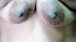 Filipina MILF on Webcam