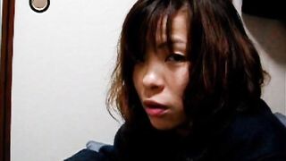 Japanese MILF Secretary in Silent Amateur Video