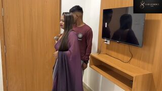 After marriage, he took Aksha to a hotel for a honeymoon and there he had sex with his wife.