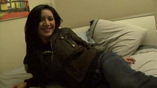 AMATEUR COUPLE XXX POV HOMEMADE HOMESEX GF