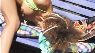 Dansk Pige Anal Leg i Haven - Trine