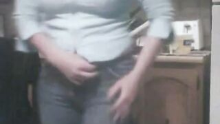 Mom's Kitchen BBW Cam Show