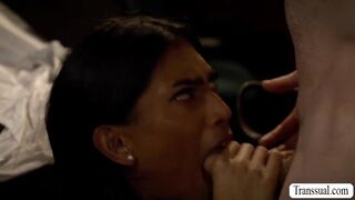 Seducing my handsome doctor to fuck my butthole