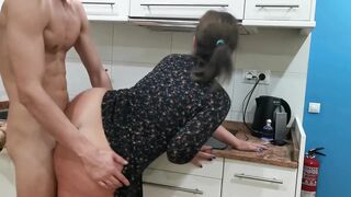 He Doesn't Have the Cash to Pay for the Order and They Fuck