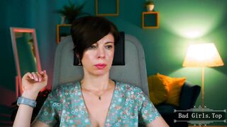 Pretty natural tits webcam petite skinny milf