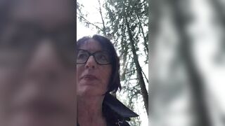 Julie pulls naked on the side of the road and splashes