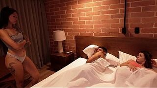 This curvy stepdaughter who always likes to share the bed