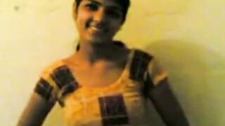 Bangladeshi Girl Sony's Sexy Amateur Tape with BF