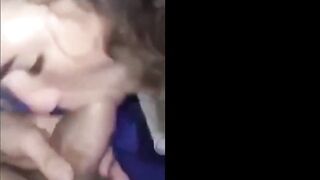 Cagna in un video anal con amici