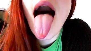 Beautiful Tongue - Amateur Pussy Webcam Solo