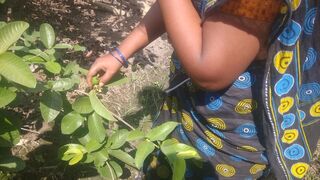 Indian Tamil priyanka housewife outdoor sex