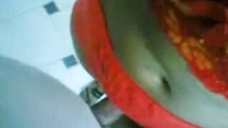 Malaysian Hijabi Gives Blowjob in the Office