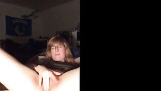 Sexy Glasses Girl Squirts on Webcam