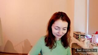 Pretty skinny small tits brunette solo webcam milf