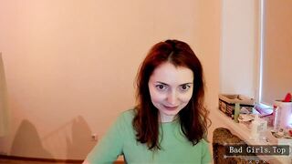 Pretty skinny small tits brunette solo webcam milf