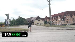 Alyssa Bounty Worships Every Inch Before George Uhl Returns the Favor