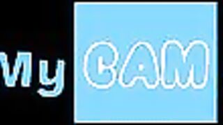 Amateur Lesbian Babes in Steamy Webcam Sex