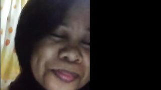 Filipina Granny: Big Clit Show