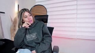 Amateur petite big booty latina teen cam show