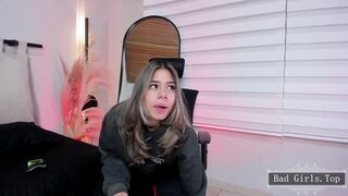 Hot big booty ass and natural big boobs latina teen