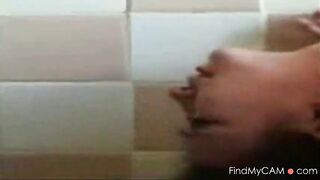 Upside-Down Amateur Throatfuck on Webcam