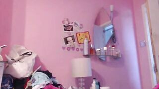 Big-Titted British Blonde Babe on Webcam