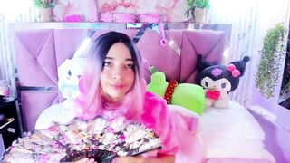 Very pretty stocking big booty busty web teen show