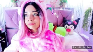Very pretty stocking big booty busty web teen show
