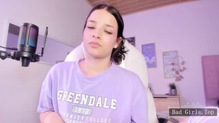 Very pretty stocking web teen solo teasing